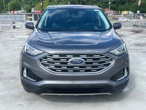 Gray Metallic 2021 Ford Edge SEL