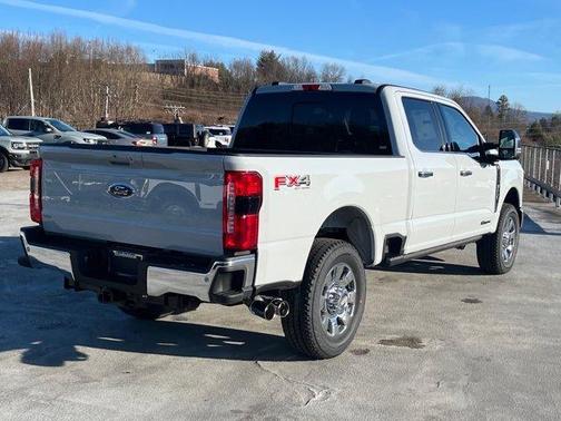 2026 Ford F-350 Lariat Super Duty