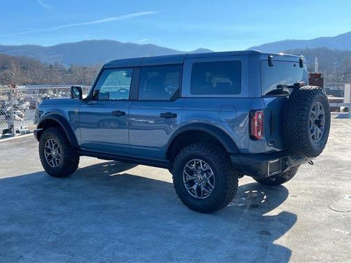 Azure Gray Metallic 2025 Ford Bronco Badlands