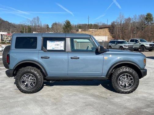 Azure Gray Metallic 2025 Ford Bronco Badlands