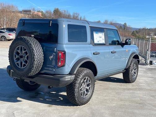 Azure Gray Metallic 2025 Ford Bronco Badlands