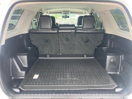 Super White 2018 Toyota 4Runner SR5 Premium