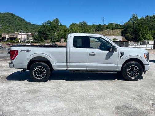 Avalanche 2023 Ford F-150 XLT