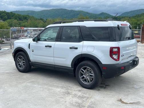 Space White Metallic 2026 Ford Bronco Sport Big Bend