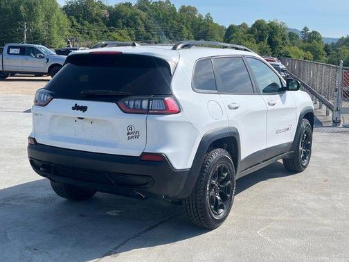 Bright White Clearcoat 2022 Jeep Cherokee X