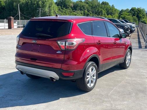 Ruby Red Metallic Tinted Clearcoat 2017 Ford Escape SE
