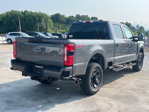 2025 Ford F-250 XL