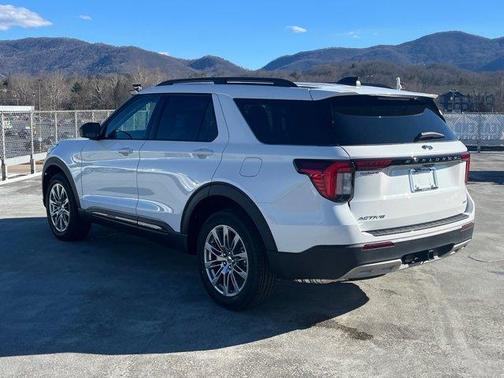 2026 Ford Explorer 