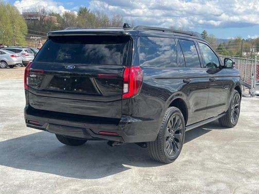 Agate Black Metallic 2025 Ford Expedition Platinum