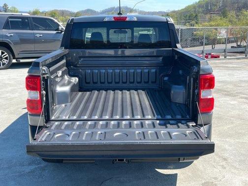 Carbonized Gray Metallic 2023 Ford Maverick Lariat