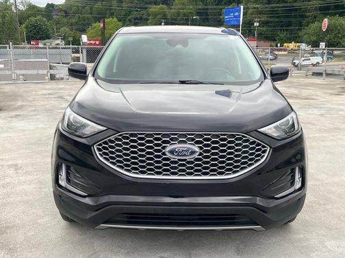 Agate Black Metallic 2023 Ford Edge SEL