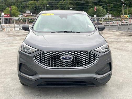 Carbonized Gray Metallic 2024 Ford Edge SE
