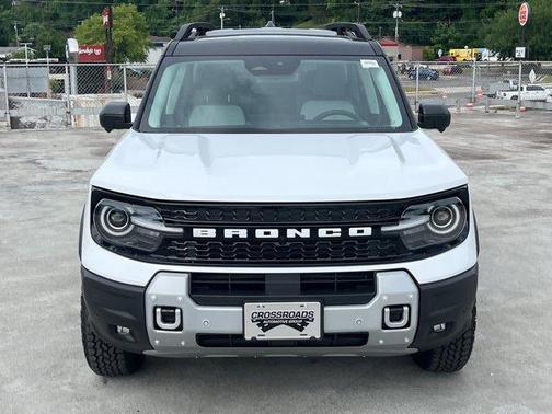 Oxford White 2026 Ford Bronco Sport Badlands