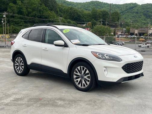 Star White 2022 Ford Escape Titanium Hybrid