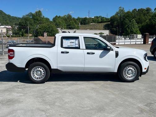 Oxford White 2026 Ford Maverick XL