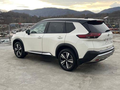 2021 Nissan Rogue Platinum