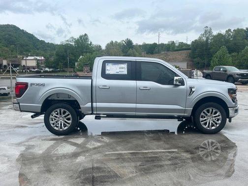 Iconic Silver Metallic 2026 Ford F-150 XLT