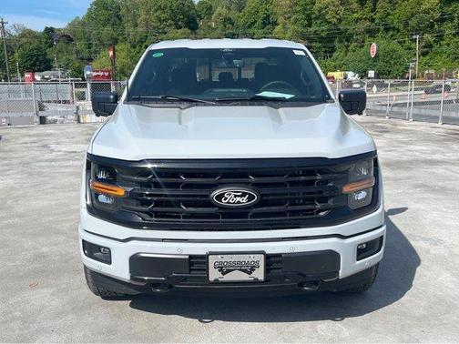 Avalanche 2026 Ford F-150 XLT