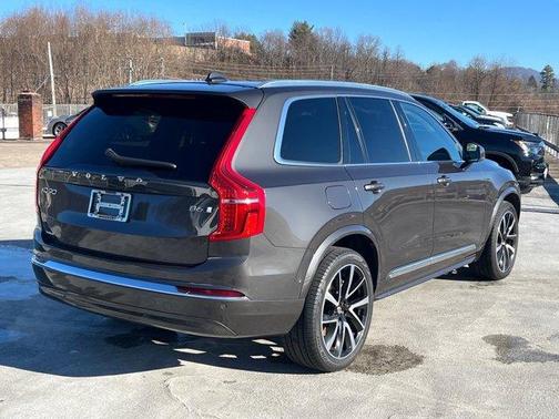 2023 Volvo XC90 B6 Plus 7-Seater