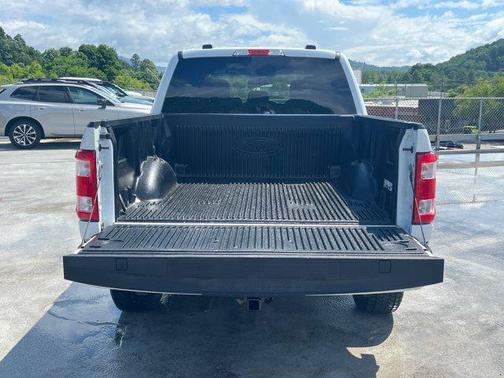 Oxford White 2022 Ford F-150 XL