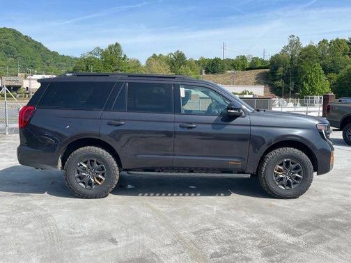 Dark Matter Gray Metallic 2026 Ford Expedition Tremor