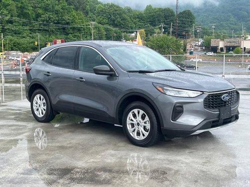 Carbonized Gray Metallic 2024 Ford Escape Active