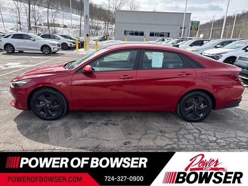 2023 Hyundai ELANTRA SEL