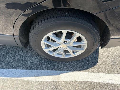 Mosaic Black Metallic 2023 Chevrolet Equinox 1LT