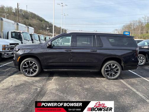 Dark Ash Metallic 2026 Chevrolet Suburban RST