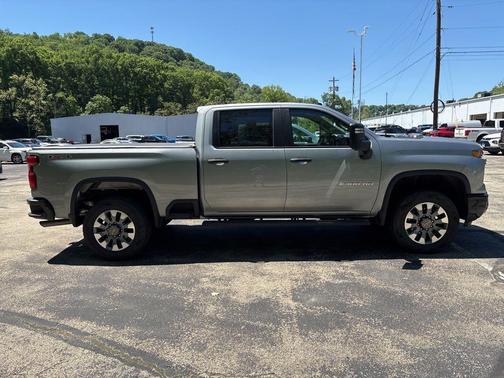 Sterling Gray Metallic 2024 Chevrolet Silverado 2500 Custom