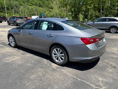 Sterling Gray Metallic 2023 Chevrolet Malibu LT