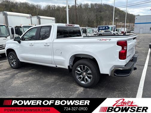Summit White 2026 Chevrolet Silverado 1500 LT