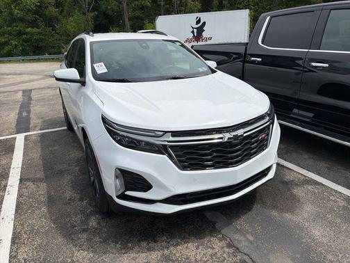 Summit White 2023 Chevrolet Equinox RS