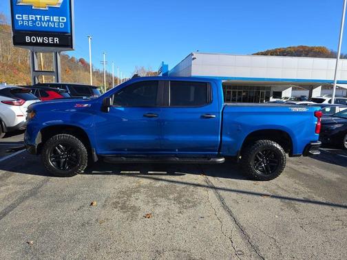 2022 Chevrolet Silverado 1500 Custom Trail Boss