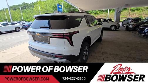 2025 Chevrolet Traverse LT