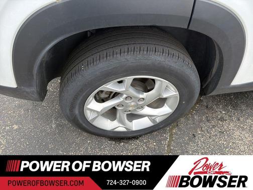 Summit White 2024 Chevrolet Trax LS