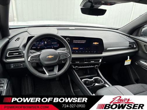 Summit White 2026 Chevrolet Traverse LT