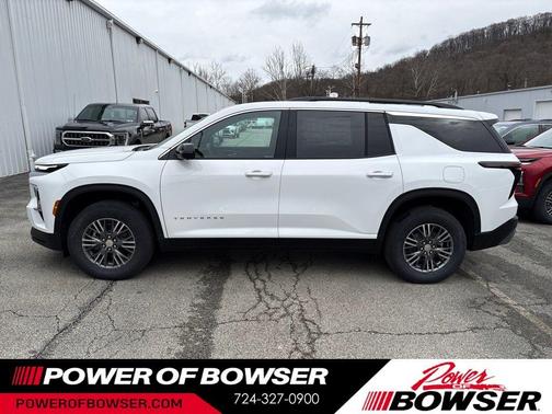 Summit White 2026 Chevrolet Traverse LT