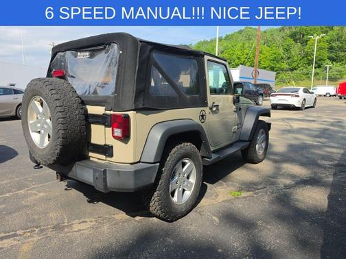 Gobi Clearcoat 2017 Jeep Wrangler Sport