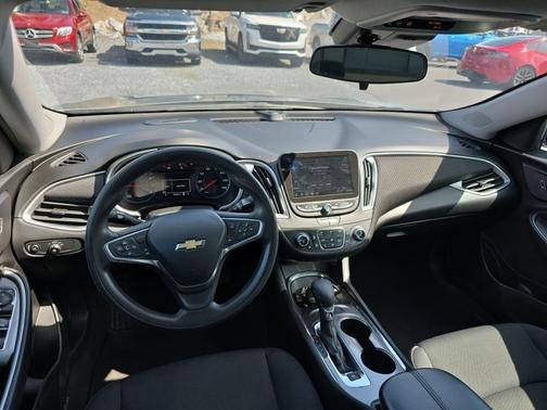 Sterling Gray Metallic 2023 Chevrolet Malibu LT