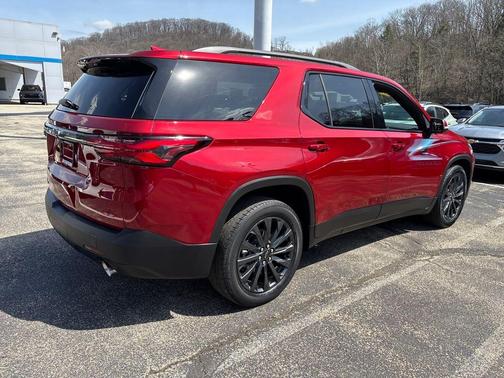 Radiant Red 2023 Chevrolet Traverse RS