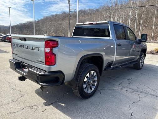2024 Chevrolet Silverado 2500 Custom