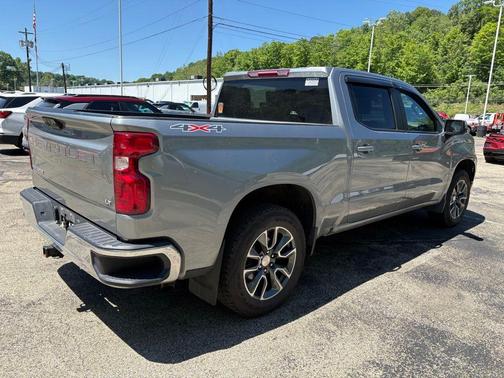 Sterling Gray Metallic 2024 Chevrolet Silverado 1500 LT
