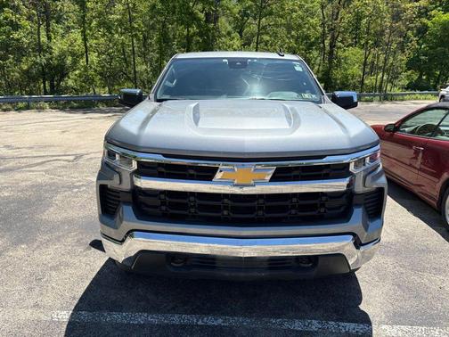 Sterling Gray Metallic 2024 Chevrolet Silverado 1500 LT