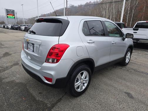 2022 Chevrolet Trax LS