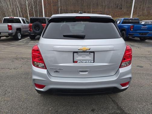 2022 Chevrolet Trax LS