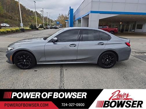 2023 BMW 330 i xDrive