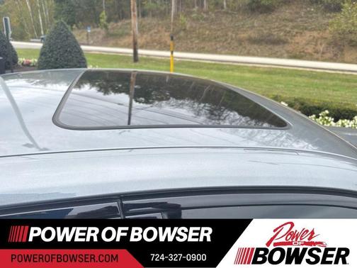2023 BMW 330 i xDrive