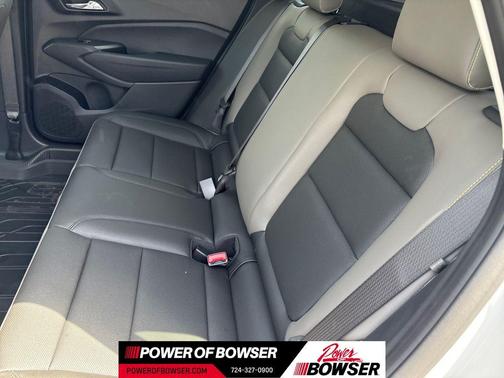 Summit White 2026 Chevrolet Trax ACTIV
