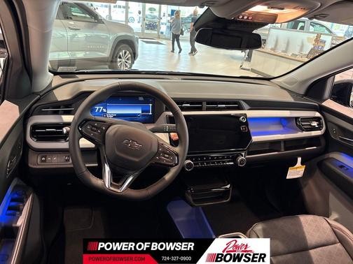 Mosaic Black Metallic 2027 Chevrolet Bolt RS